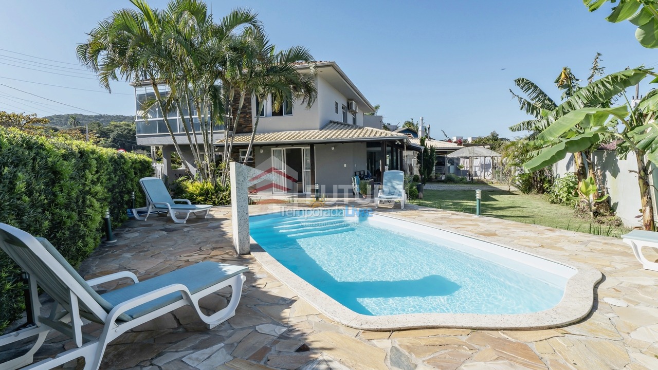 Casa para aluguel de temporada em Bombinhas (Morrinhos)