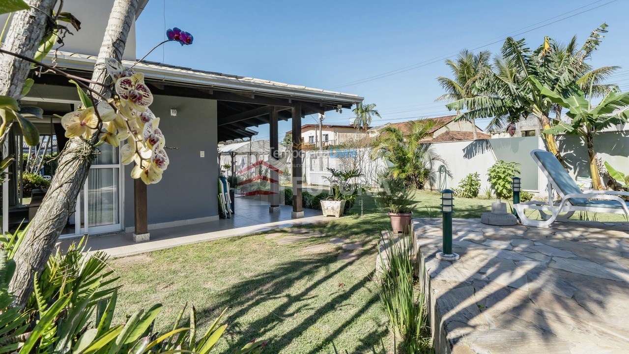 Casa para aluguel de temporada em Bombinhas (Morrinhos)