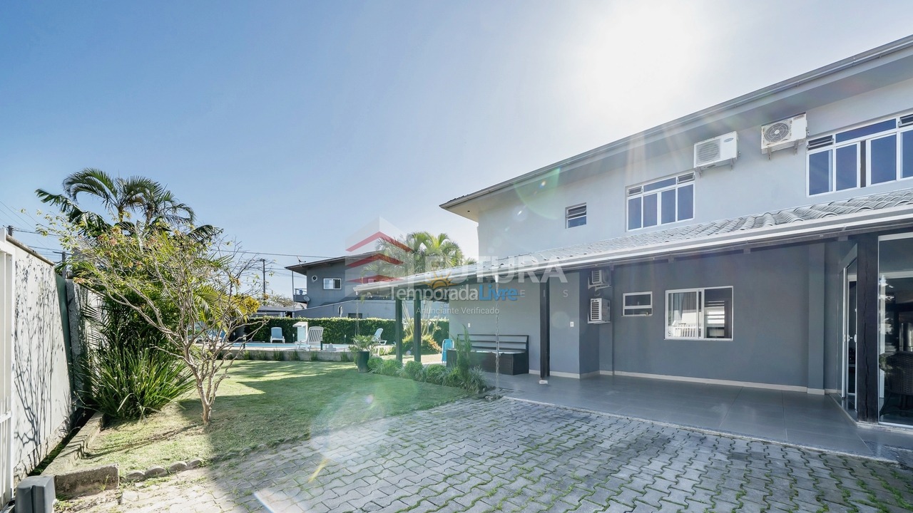 Casa para aluguel de temporada em Bombinhas (Morrinhos)