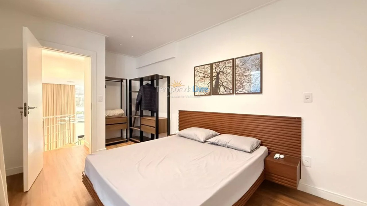 Apartamento para aluguel de temporada em Bombinhas (Canto Grande)