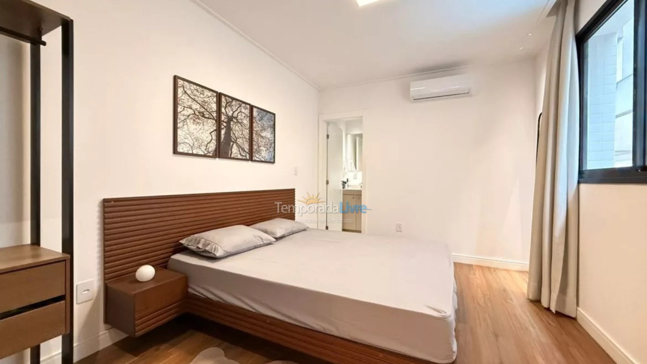 Apartamento para aluguel de temporada em Bombinhas (Canto Grande)
