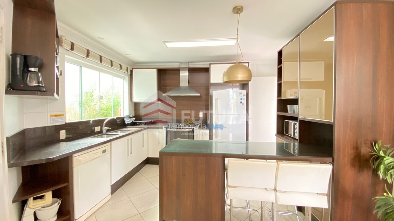 Casa para alquiler de vacaciones em Bombinhas (Mariscal)