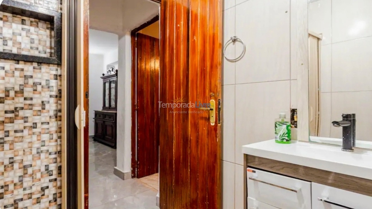 Apartamento para aluguel de temporada em Iguaba Grande (Iguaba Grande)
