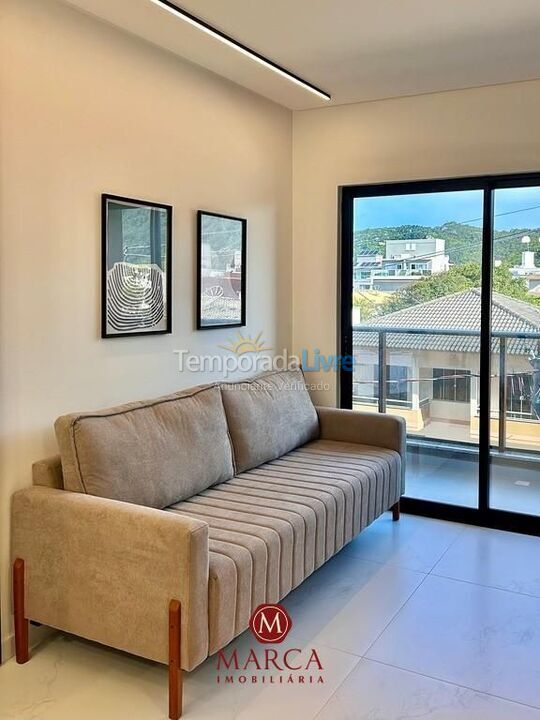 Apartamento para aluguel de temporada em Bombinhas (Canto Grande)