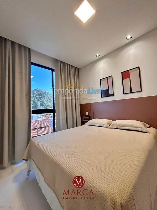 Apartamento para aluguel de temporada em Bombinhas (Canto Grande)