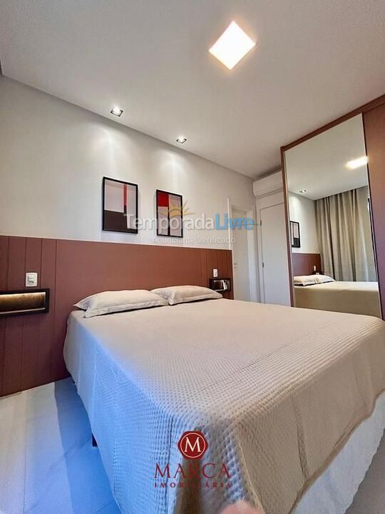 Apartamento para aluguel de temporada em Bombinhas (Canto Grande)