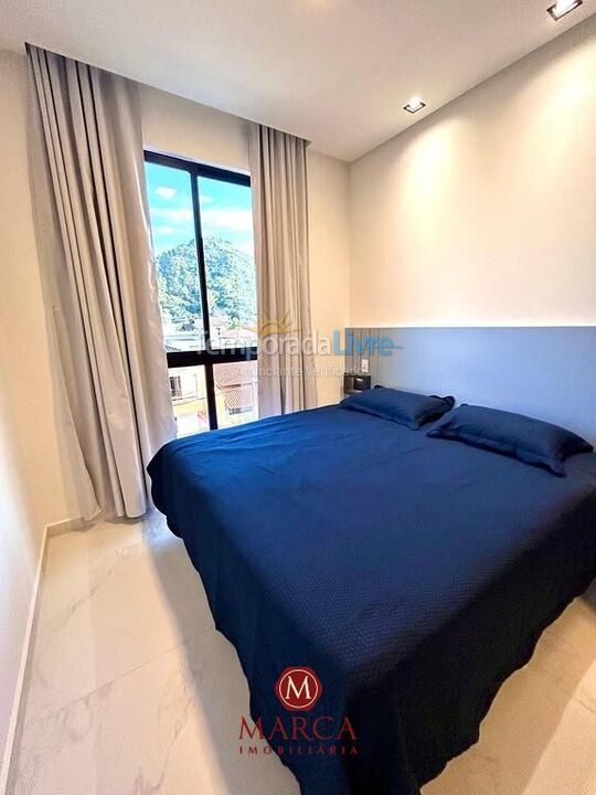 Apartamento para aluguel de temporada em Bombinhas (Canto Grande)