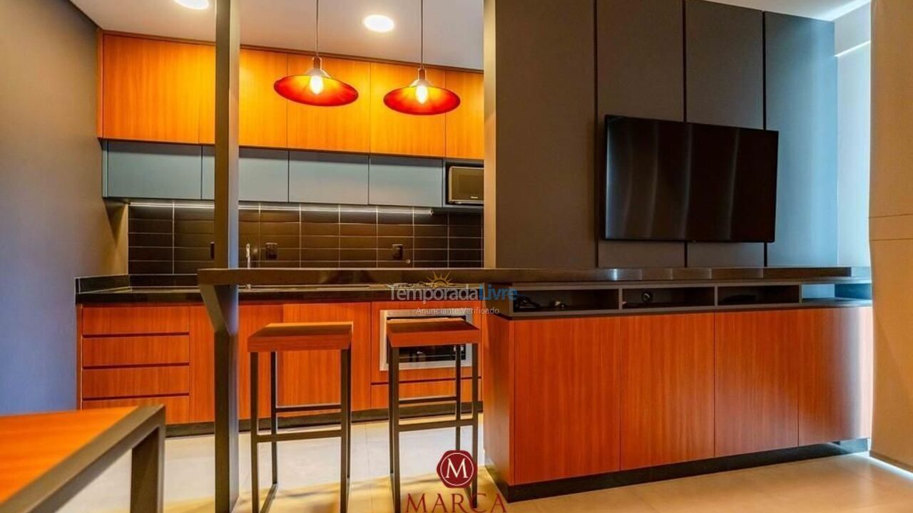Apartamento para aluguel de temporada em Bombinhas (Canto Grande)