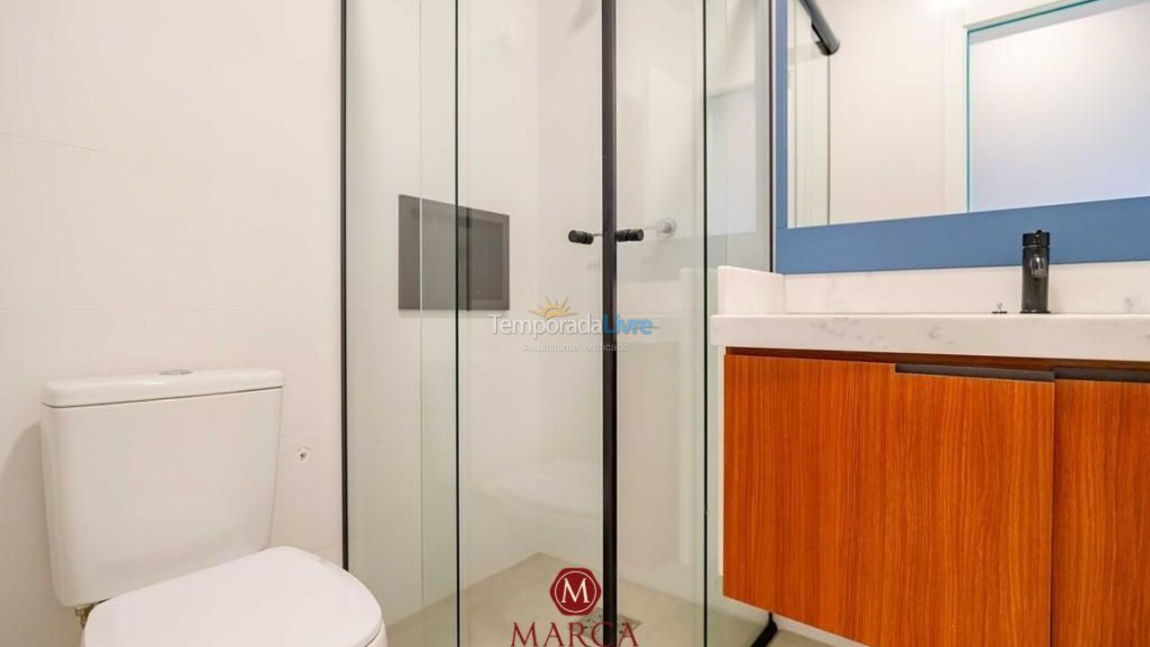 Apartamento para aluguel de temporada em Bombinhas (Canto Grande)