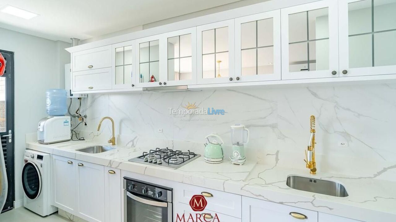 Apartment for vacation rental in Bombinhas (Canto Grande)