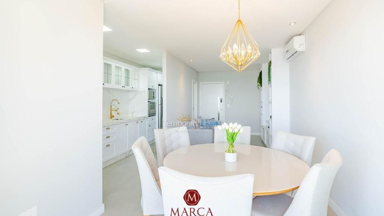 Apartment for vacation rental in Bombinhas (Canto Grande)
