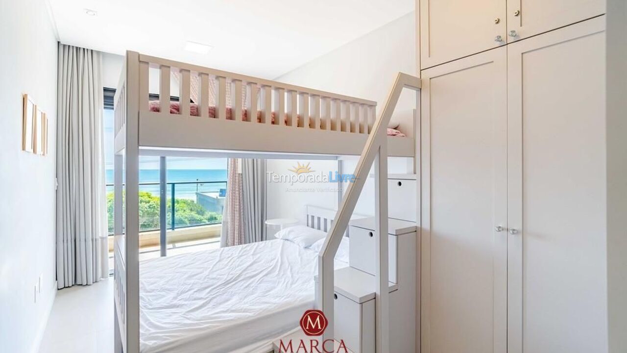 Apartment for vacation rental in Bombinhas (Canto Grande)