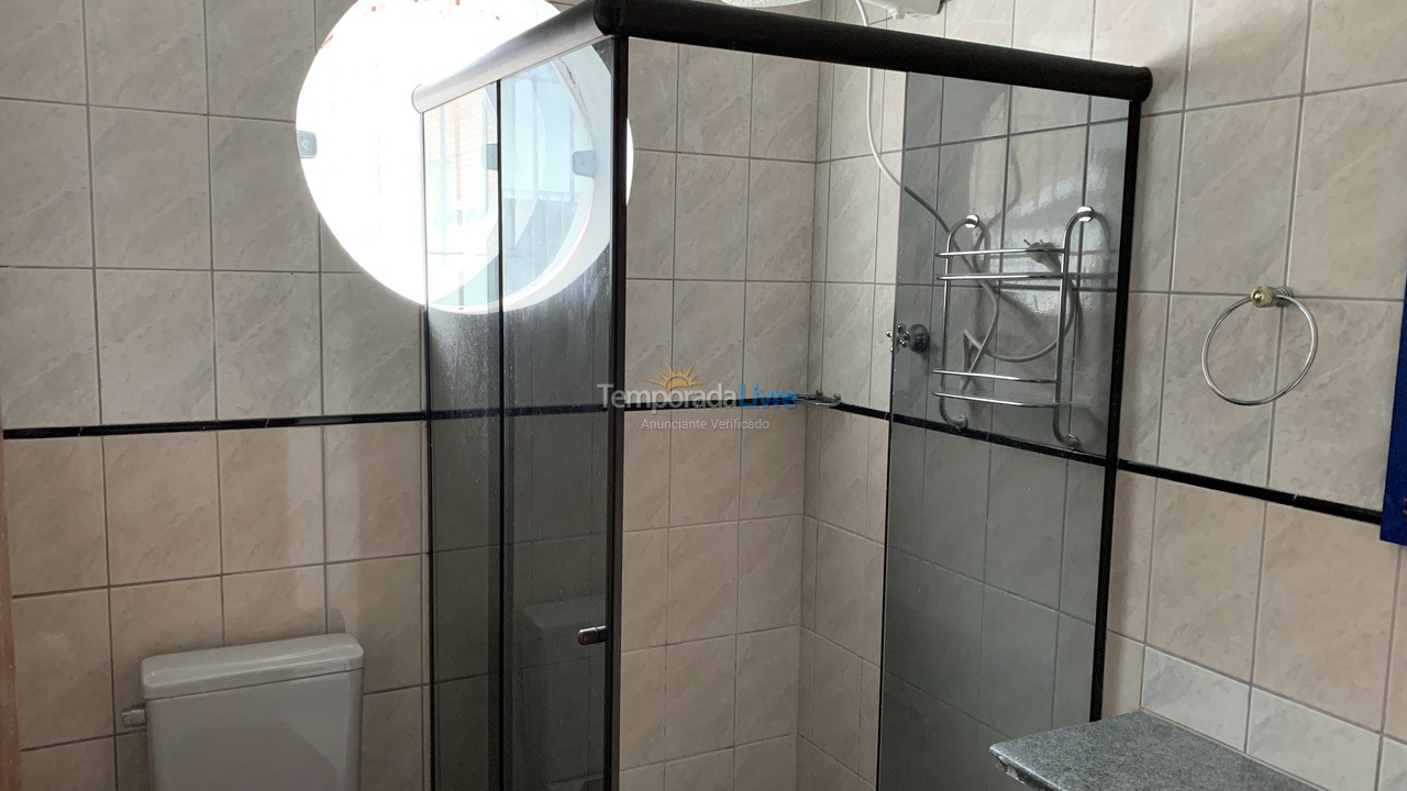 Casa para alquiler de vacaciones em Ubatuba (Praia das Toninhas)