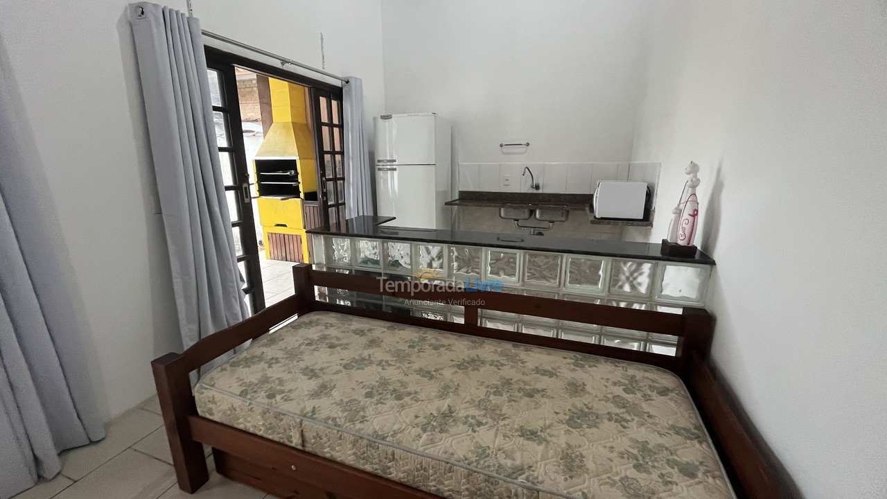 Casa para alquiler de vacaciones em Ubatuba (Praia das Toninhas)