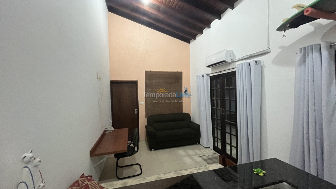 Casa para alquiler de vacaciones em Ubatuba (Praia das Toninhas)