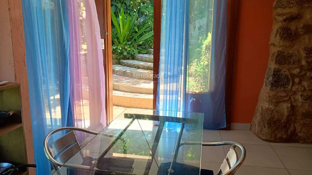 Casa para aluguel de temporada em Ubatuba (Praia da Almada)