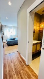 Apartamento con 3 suites en Mariscal, Código 087