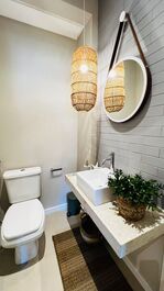 Apartamento con 3 suites en Mariscal, Código 087