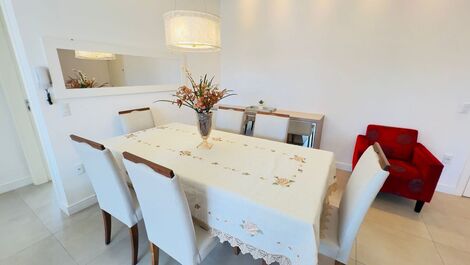 Spacious apartment with 2 suites on Mariscal Beach, code 044