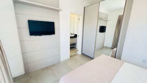 Spacious apartment with 2 suites on Mariscal Beach, code 044