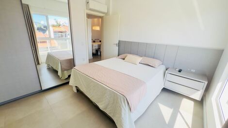 Spacious apartment with 2 suites on Mariscal Beach, code 044