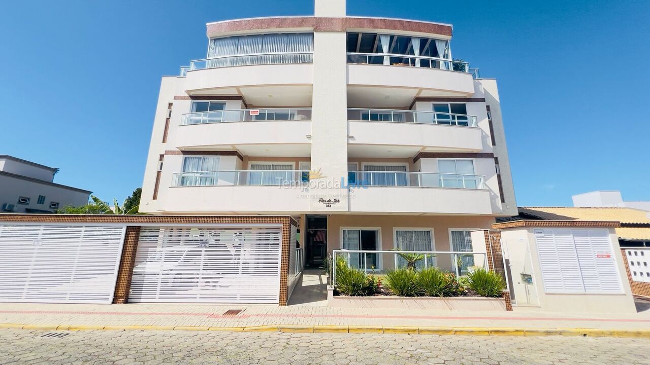 Apartment for vacation rental in Bombinhas (Canto Grande)