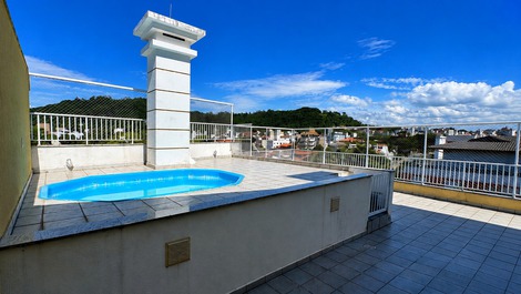 Ático de 3 habitaciones con piscina privada 🏖️🏖️