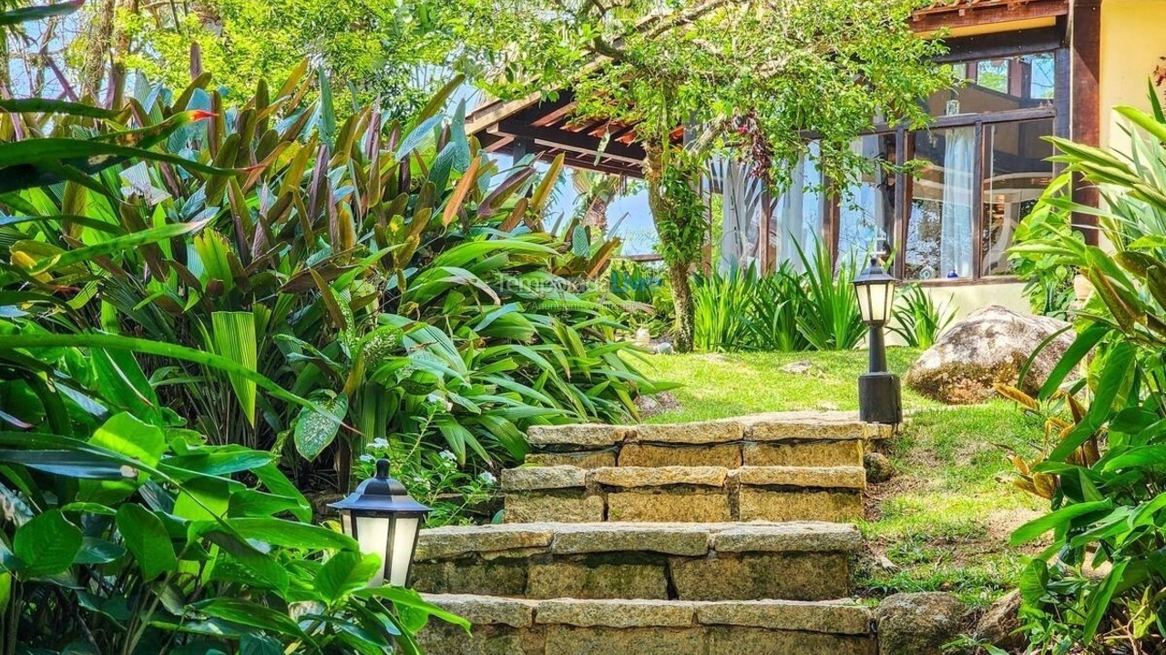 Casa para aluguel de temporada em Ilhabela (Ponta da Sela)
