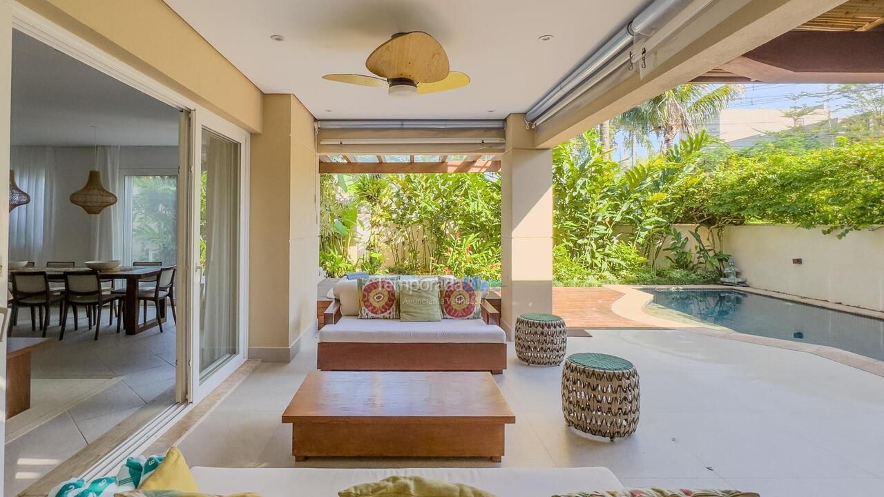House for vacation rental in São Sebastião (Praia da Baleia)