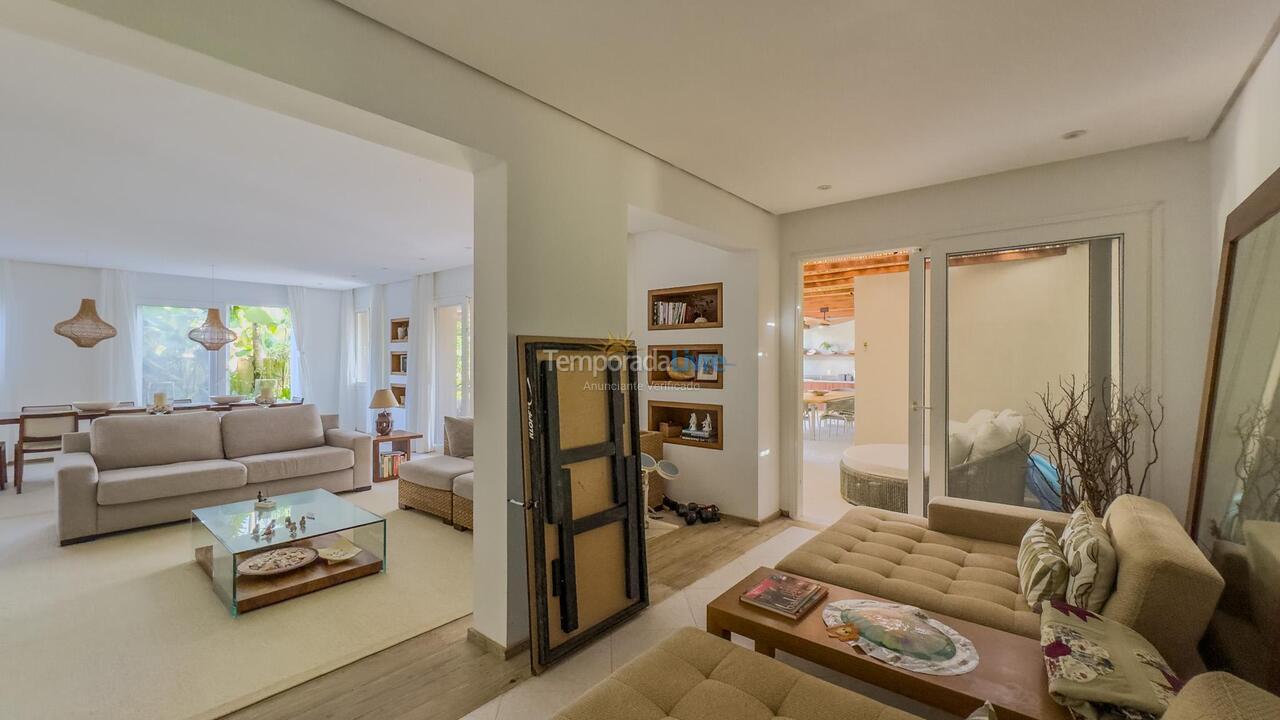 House for vacation rental in São Sebastião (Praia da Baleia)