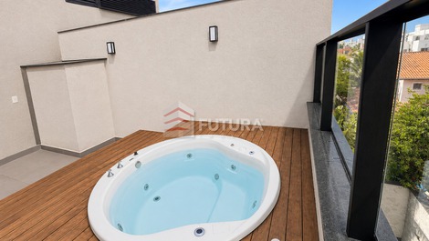 LC005EF - TRIPLEX WITH POOL, CANTO GRANDE BEACH - BOMBINHAS