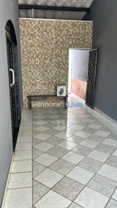 Casa para aluguel de temporada em Goiânia (Setor Sonho Verde)