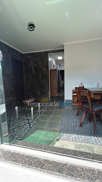 Casa para aluguel de temporada em Goiânia (Setor Sonho Verde)