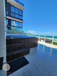 Penthouse with panoramic views