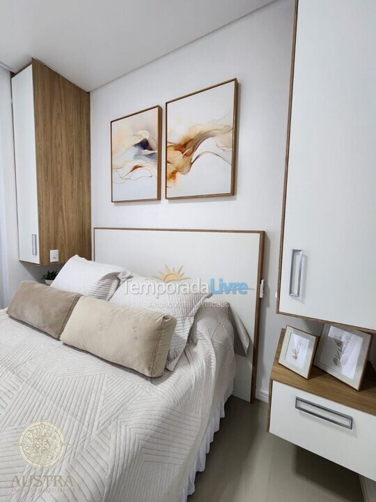 Apartment for vacation rental in Bombinhas (Mariscal)