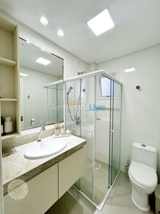 Apartment for vacation rental in Bombinhas (Mariscal)