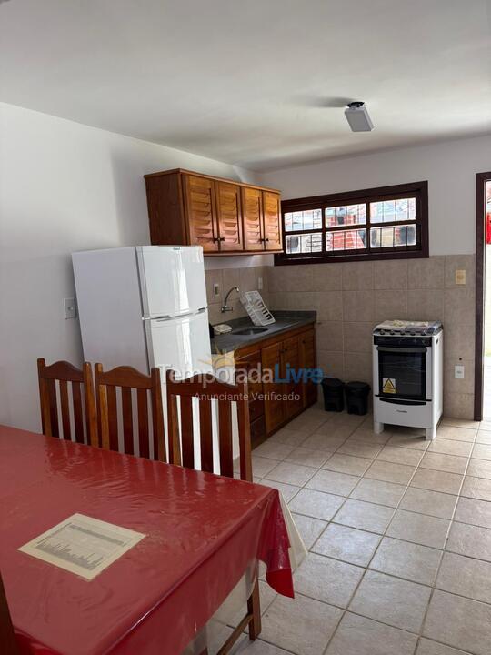 Apartamento para aluguel de temporada em Porto Seguro (Praia de Taperapuan)