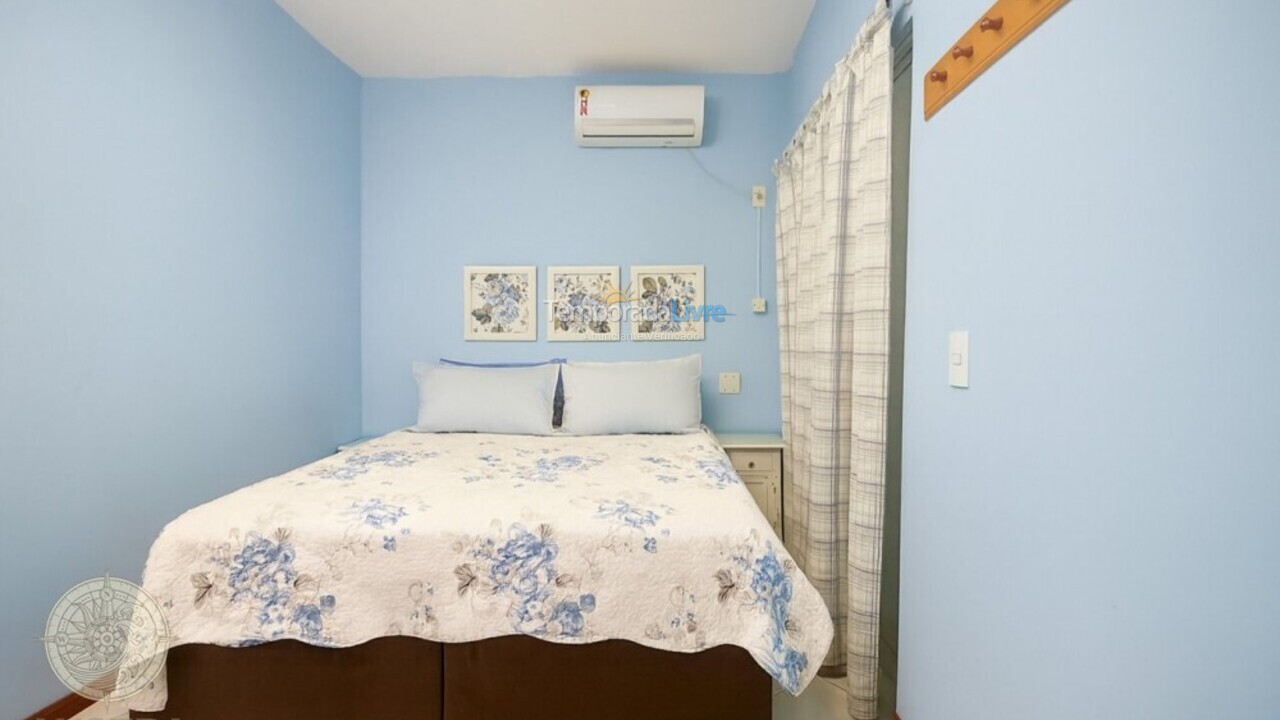 House for vacation rental in Bombinhas (Praia de Bombas)