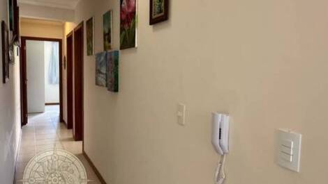 Amplo apartamento na praia de Bombas