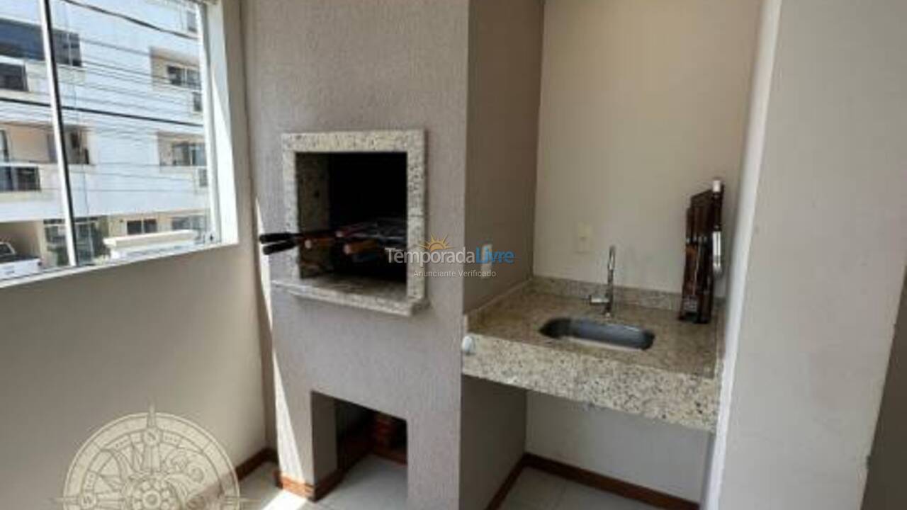 Apartamento para aluguel de temporada em Bombinhas (Praia de Bombas)