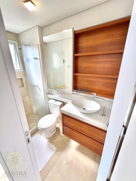 Apartamento para alquiler de vacaciones em Bombinhas (Praia de Bombas)