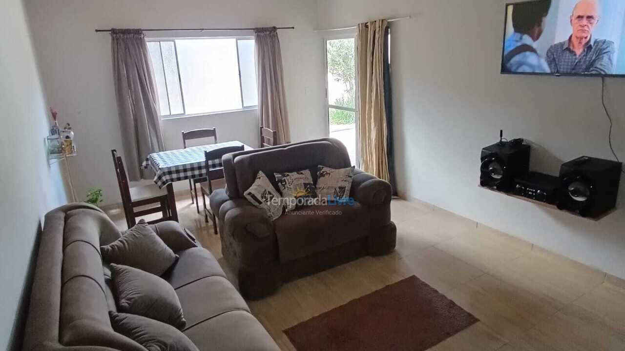 House for vacation rental in São Lourenço (Jardim das Oliveiras)