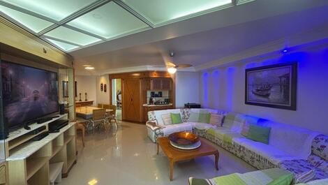 Beachfront apartment in Riviera