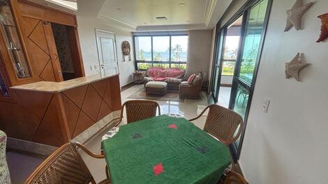 Beachfront apartment in Riviera