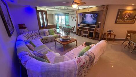 Beachfront apartment in Riviera