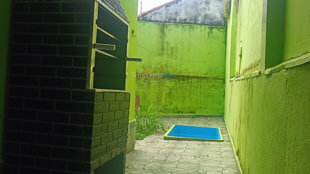 Casa para aluguel de temporada em Itanhaém (Nova Itanhaem)