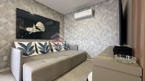 LA042EF - DUPLEX PENTHOUSE WITH 2 SUITES MARISCAL BOMBINHAS