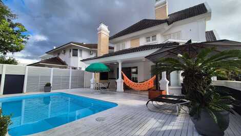 Casa para alugar em Florianopolis - Jurerê Internacional