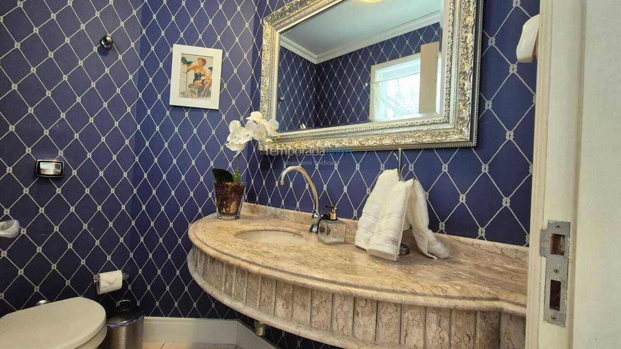 Casa para aluguel de temporada em Florianopolis (Jurerê Internacional)