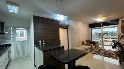 Apartamento Mobiliado com Varanda Gourmet em Jurerê